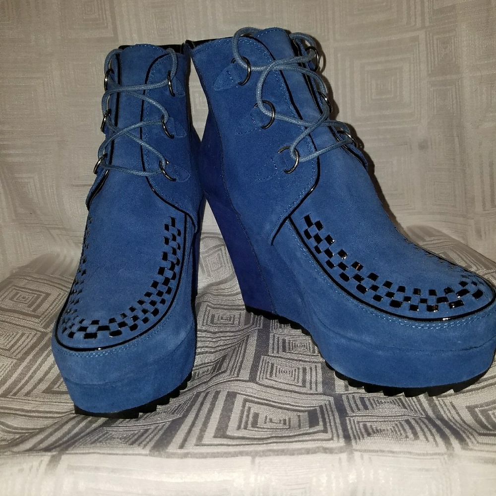 Very Volatile Wedge Bootie